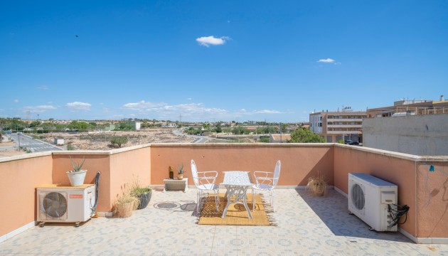 Videresalg - Apartment - Los Montesinos