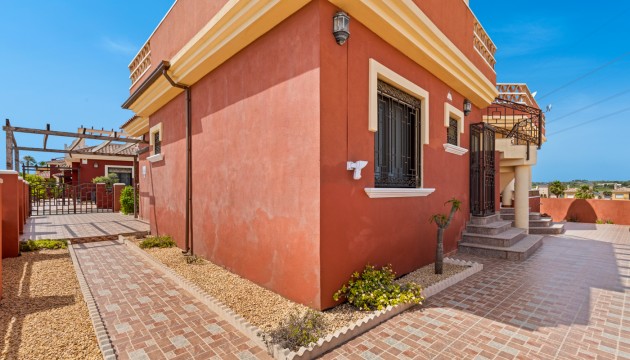 Videresalg - Detached Villa - Algorfa