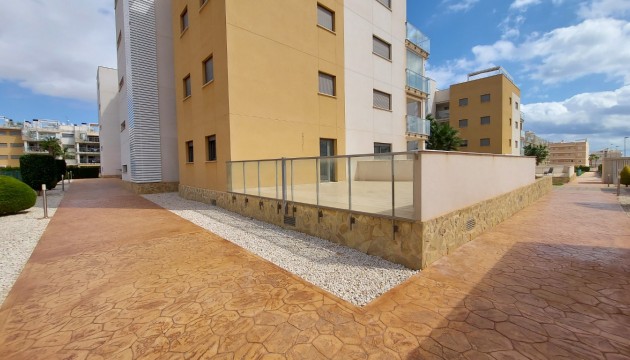 Wiederverkauf - Apartment - Orihuela Costa - Villamartin