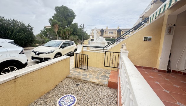 Wiederverkauf - Apartment - Orihuela Costa - Villamartín