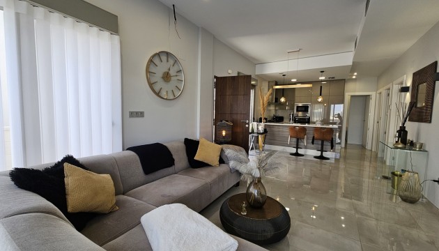 Resale - Detached Villa - Orihuela Costa - Villamartín