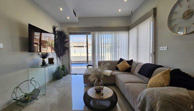 Resale - Detached Villa - Orihuela Costa - Villamartín