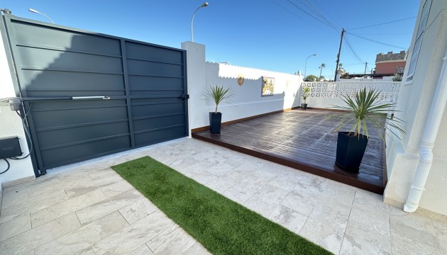 Videresalg - Detached Villa - Torrevieja