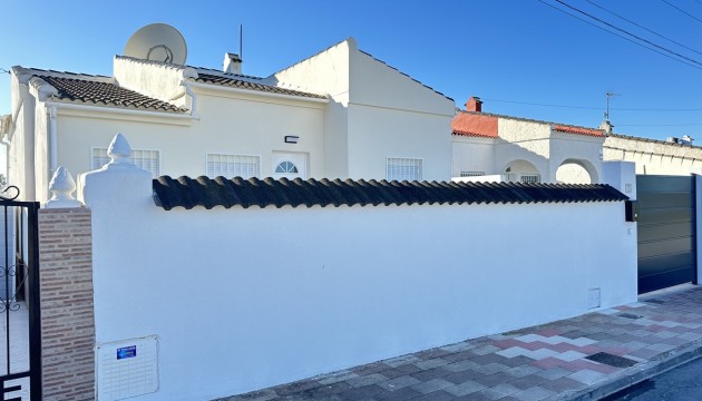 Videresalg - Detached Villa - Torrevieja