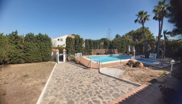 Begagnad - Fristående Villa - Torrevieja