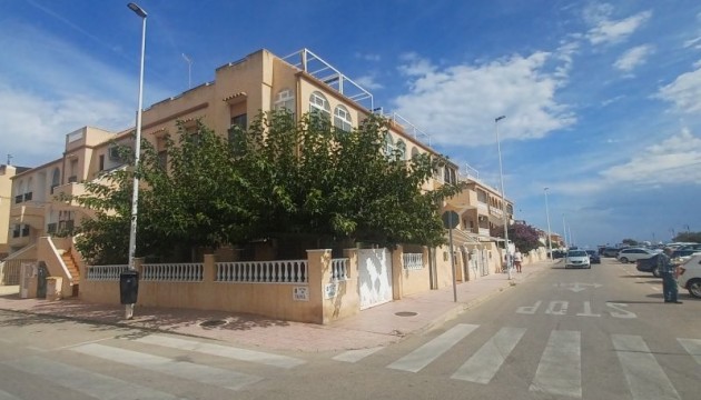 Resale - Bungalow - Torrevieja