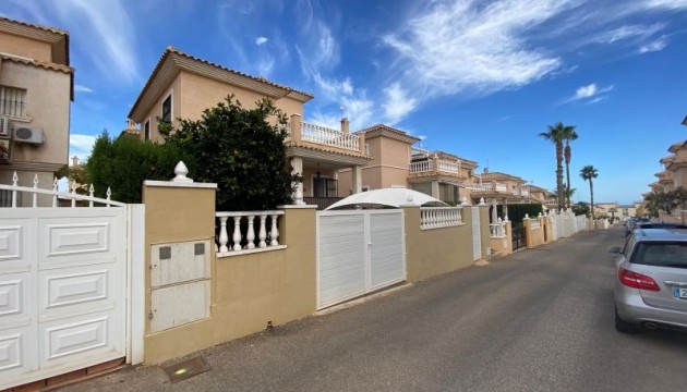 Resale - Detached Villa - Orihuela Costa