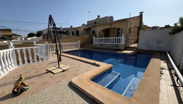 Resale - Detached Villa - Torrevieja - Los Balcones - Los Altos del Edén