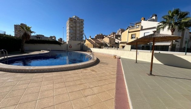 Перепродажа - Дуплекс - Torrevieja