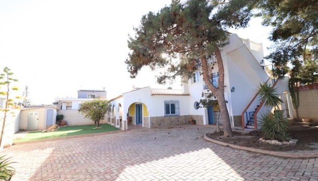 Begagnad - Fristående Villa - Orihuela Costa - Los Dolses