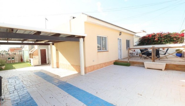 Перепродажа - отдельная вилла - Torrevieja - La Siesta - El Salado - Torreta