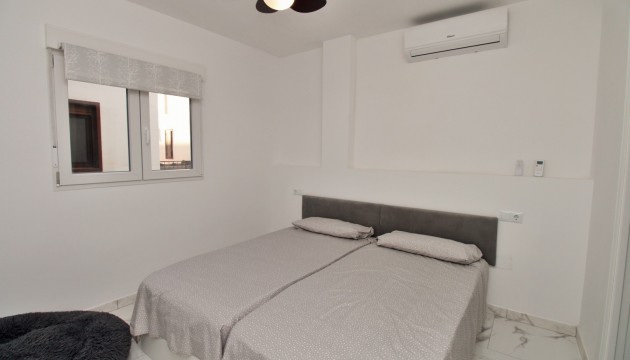 Перепродажа - Квартира - Orihuela Costa - Villamartín