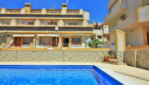 Resale - Townhouse - Orihuela Costa - Playa Flamenca