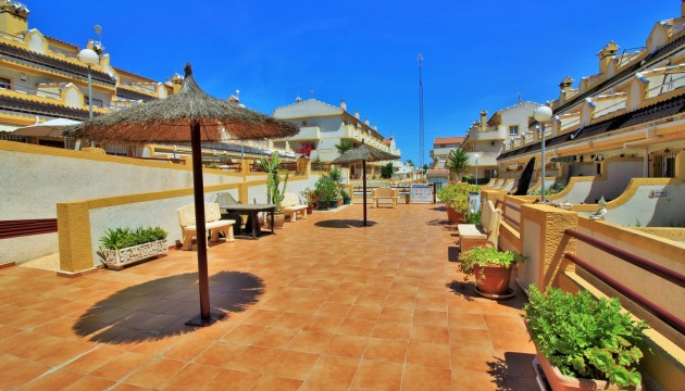 Resale - Townhouse - Orihuela Costa - Playa Flamenca