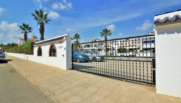 Wiederverkauf - Stadthaus - Orihuela Costa - Villamartín