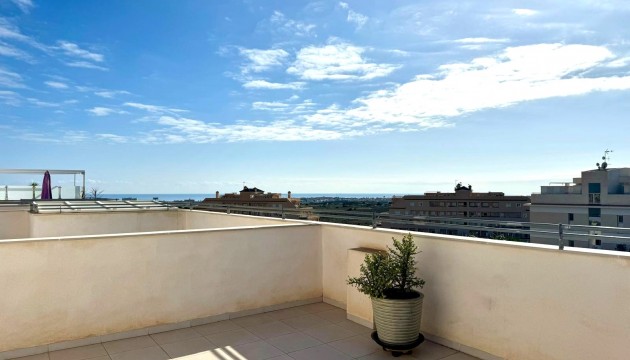 Wiederverkauf - Apartment - Orihuela Costa - Villamartín