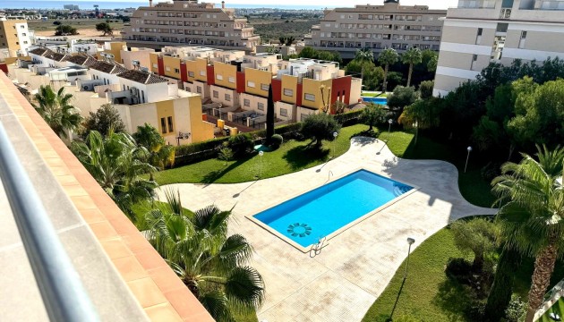 Wiederverkauf - Apartment - Orihuela Costa - Villamartín