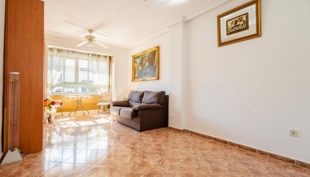 Resale - Apartment - Torrevieja - Playa del Cura