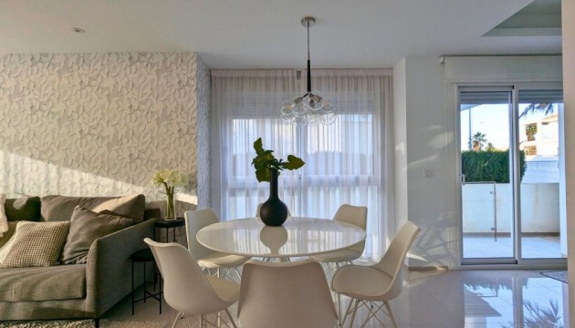 Videresalg - Semi Detached Villa - Ciudad Quesada