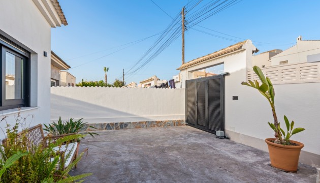 Reventa - Chalet Independiente - Torrevieja - El chaparral