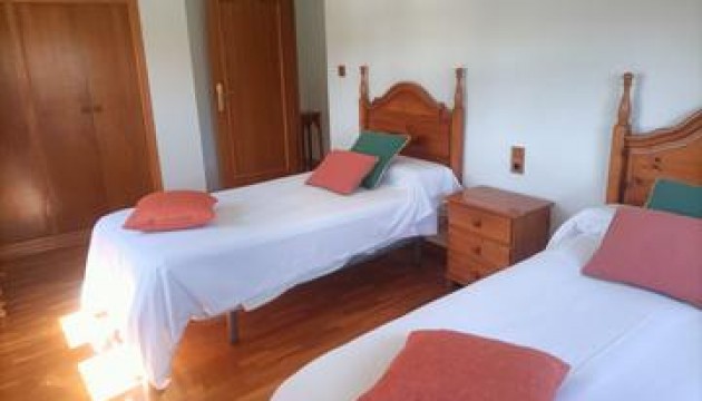 Herverkoop - Detached Villa - Elche