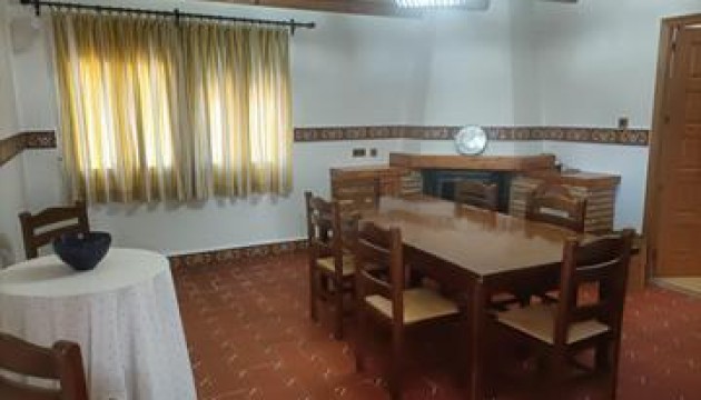 Herverkoop - Detached Villa - Elche