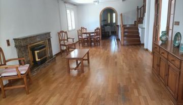 Herverkoop - Detached Villa - Elche