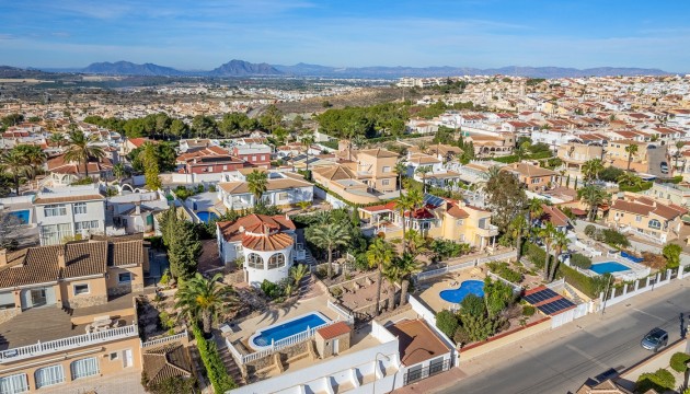 Videresalg - Detached Villa - Ciudad Quesada