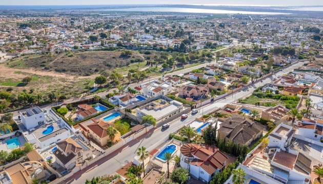 Videresalg - Detached Villa - Ciudad Quesada