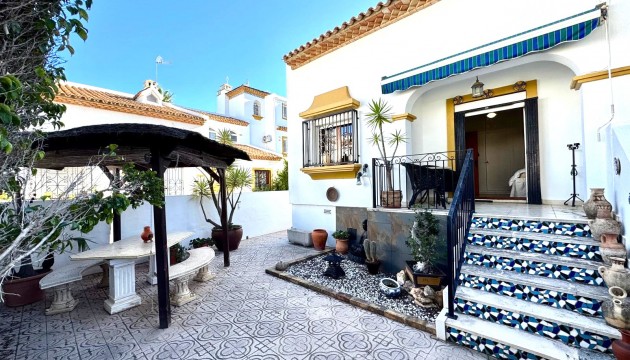 Resale - Townhouse - Orihuela Costa - Villamartín