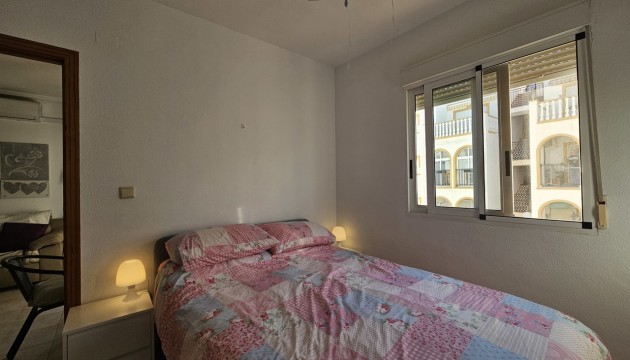 Resale - Apartment - Orihuela Costa - La Zenia