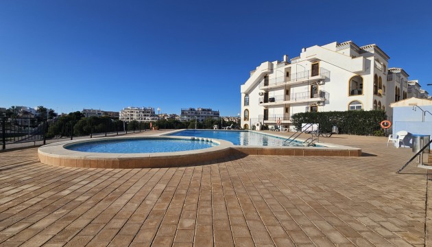 Resale - Apartment - Orihuela Costa - La Zenia