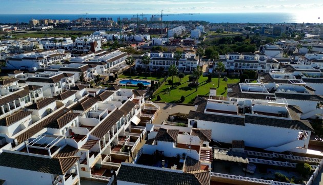 Wiederverkauf - Stadthaus - Orihuela Costa - Punta Prima