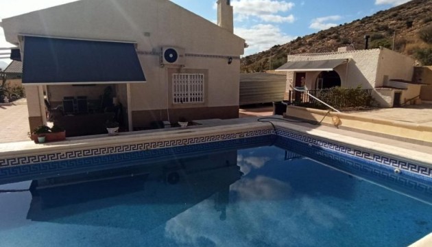 Resale - Detached Villa - Elche