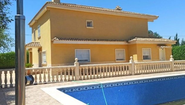 Resale - Detached Villa - Elche