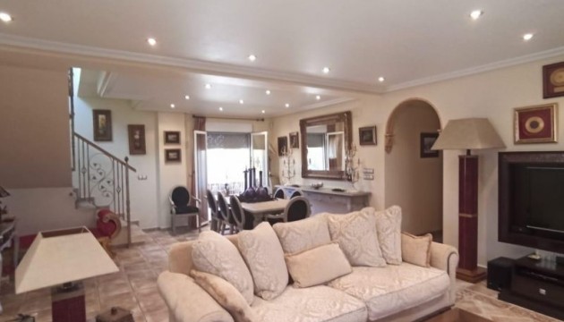 Resale - Detached Villa - Elche