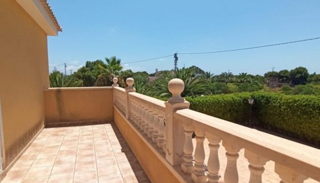 Resale - Detached Villa - Elche