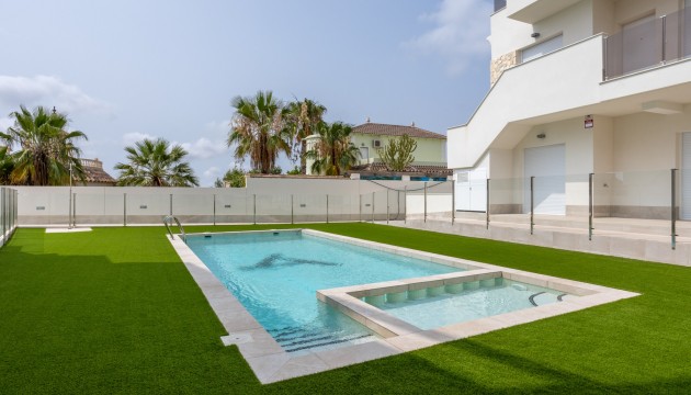 Resale - Apartment - San Miguel de Salinas - Villamartín