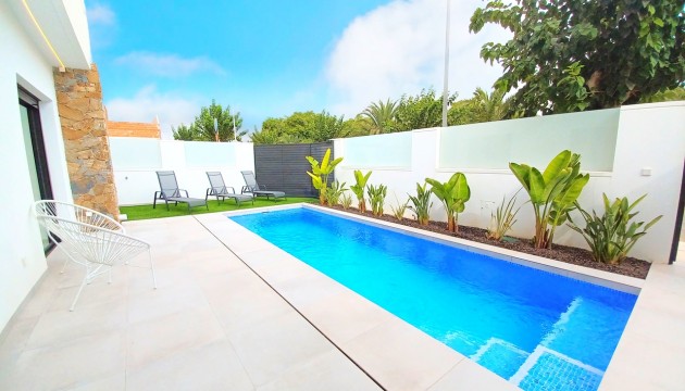 Resale - Detached Villa - Pilar de la Horadada