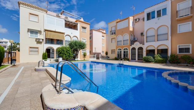 Herverkoop - Bungalow - Torrevieja - El Acequión - Los Náufragos