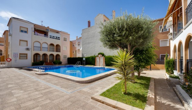 Herverkoop - Bungalow - Torrevieja - El Acequión - Los Náufragos