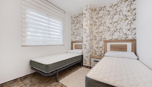 Resale - Apartment - Torrevieja - El Acequión - Los Náufragos