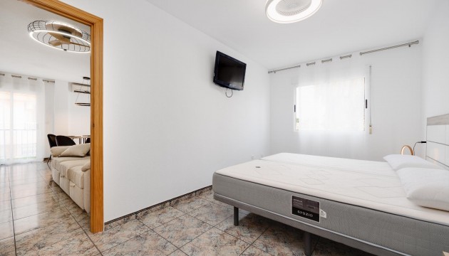 Resale - Apartment - Torrevieja - El Acequión - Los Náufragos