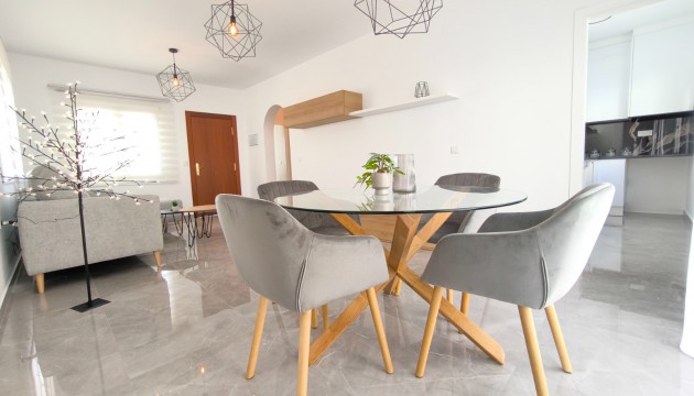 Begagnad - Fristående Villa - Orihuela Costa - Villamartín