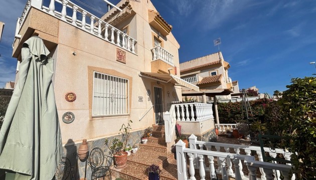 Videresalg - Detached Villa - Ciudad Quesada