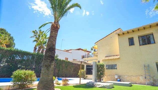 Wiederverkauf - Detached Villa - Orihuela Costa - Villamartín