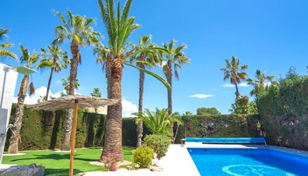 Wiederverkauf - Detached Villa - Orihuela Costa - Villamartín