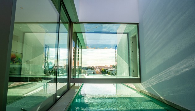 Перепродажа - отдельная вилла - Las Colinas Golf