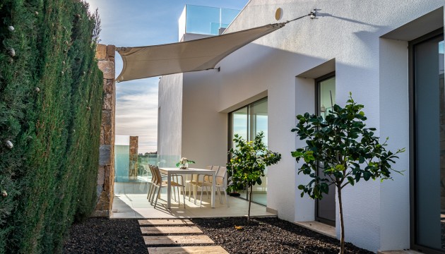 Перепродажа - отдельная вилла - Las Colinas Golf