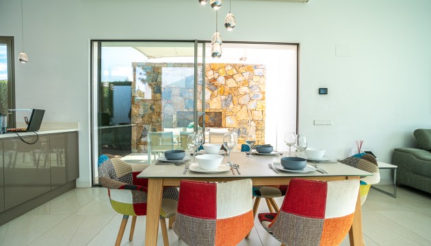 Перепродажа - отдельная вилла - Las Colinas Golf